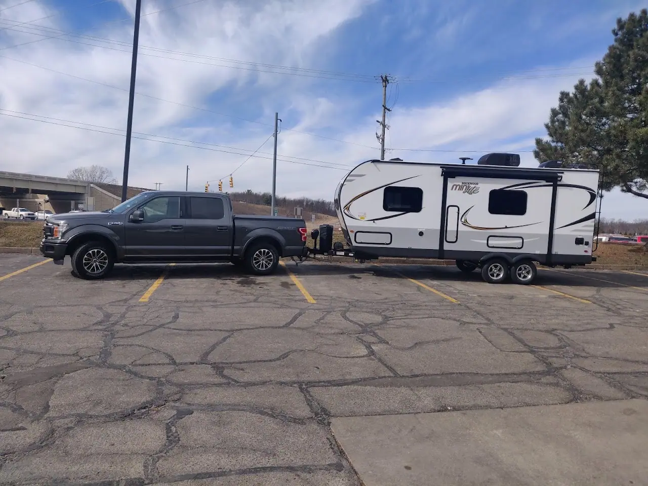 Labadie RV Sales & Rentals, RV dealers in Holland