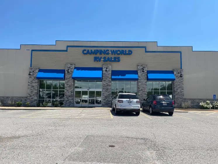 Camping World - Wentzville, RV dealers in Wentzville