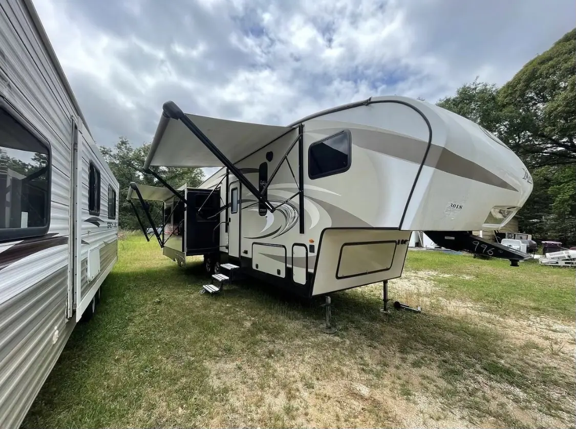 Recreational rv sales, RV dealers in Semmes