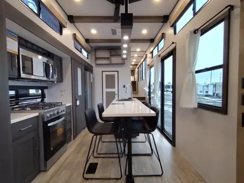 Airway RV Sales & Service photo 3