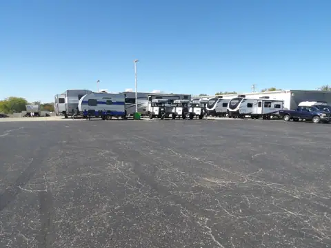 MIG RV & MARINE SUPER CENTER photo 3