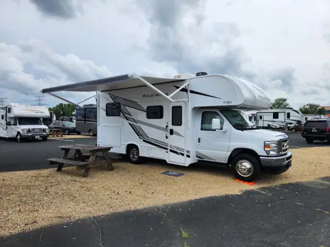 M 60 RV photo 3