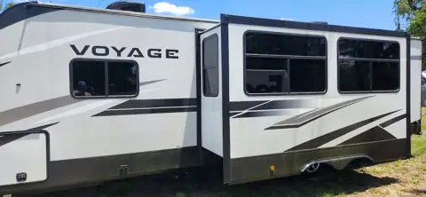 All Seasons RV & Tractor photo 3