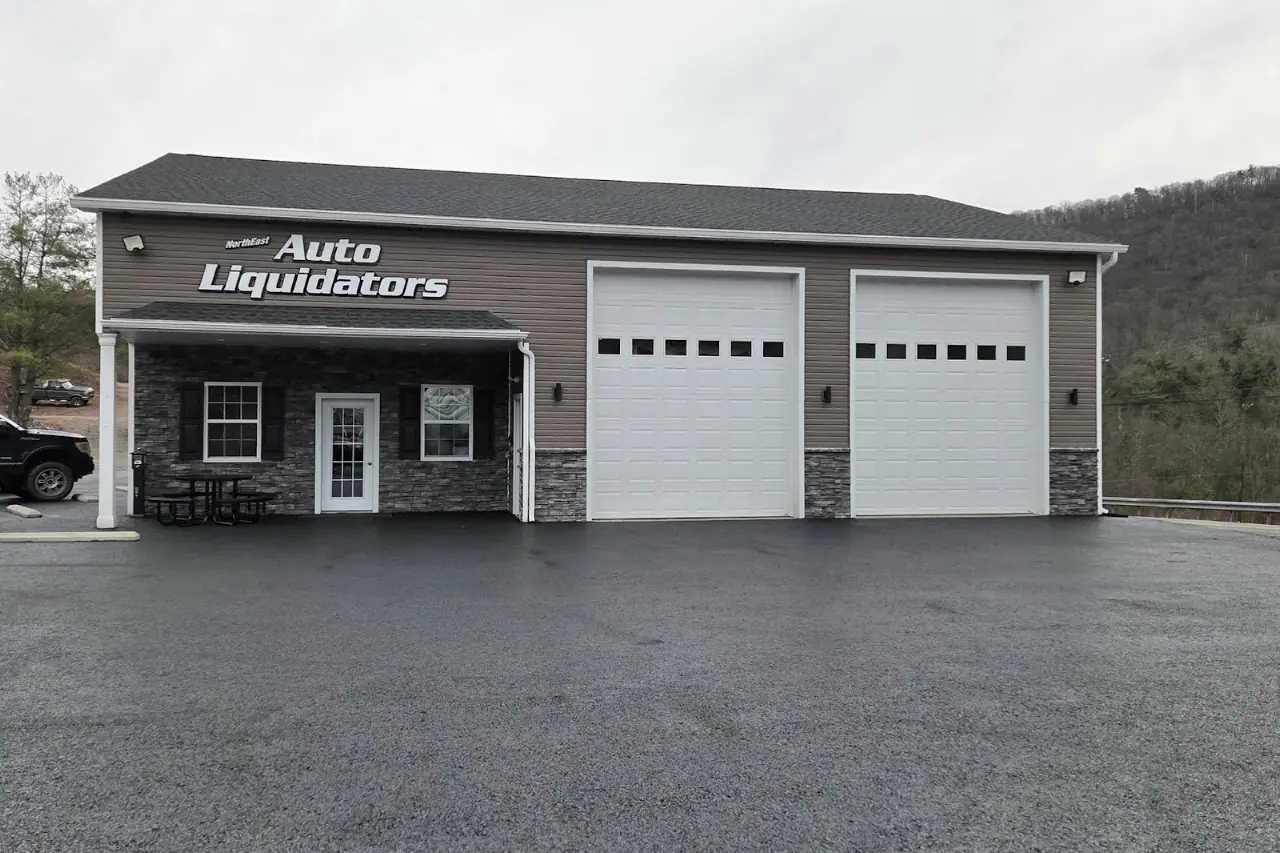 Northeast Auto Liquidators, RV dealers in Pottsville