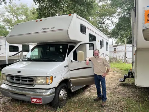 JOEs RVs & CAMPERs photo 3