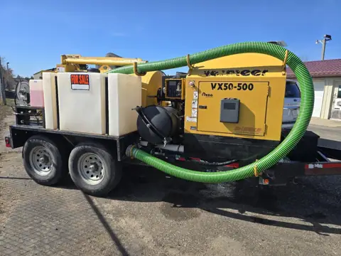 KB RV Center Inc/ AK Equipment photo 3