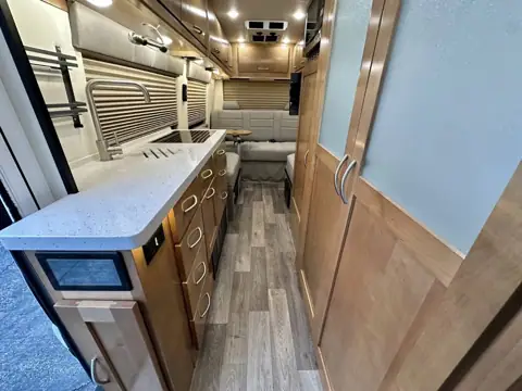 Unique Luxury Motors photo 3