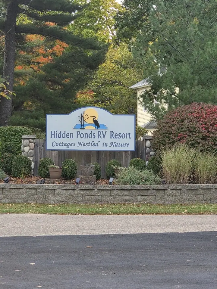 Hidden Ponds RV Resort, RV dealers in South Haven