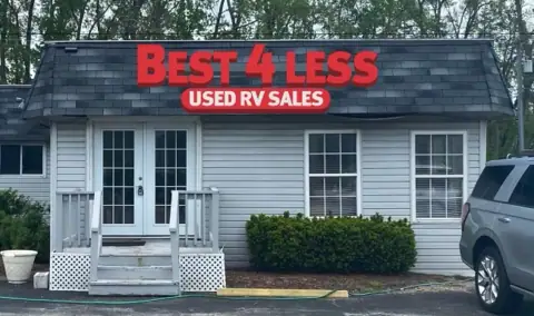 Best 4 less rv’s in Warren, MI