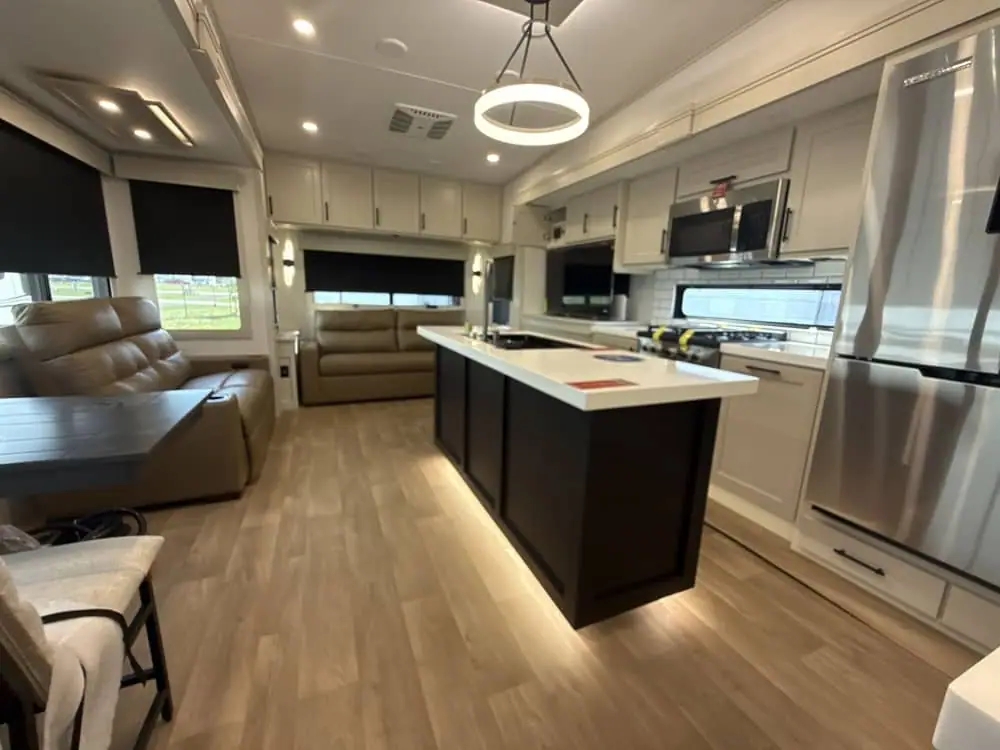 Outpost Outfitters, RV dealers in Gray