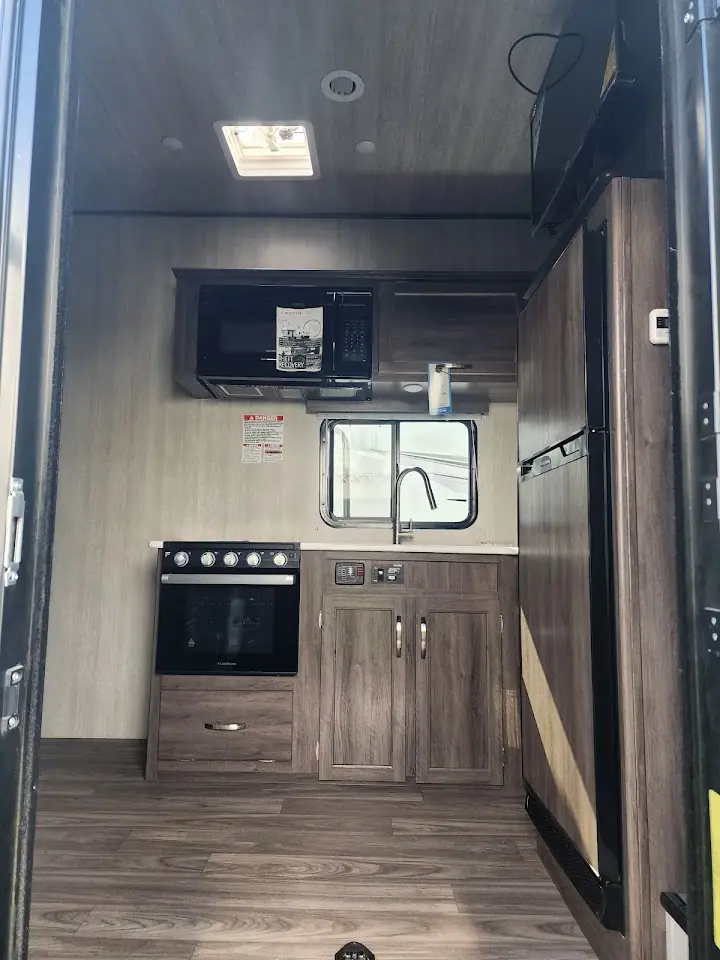 Marjon RV Inc, RV dealers in San Jacinto