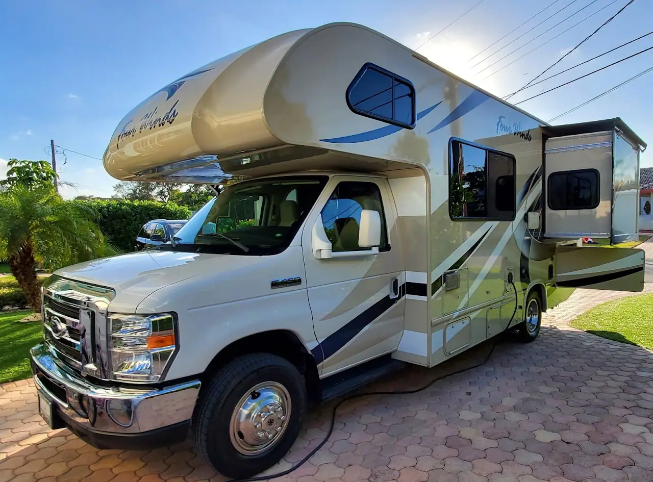 Green Escapes RV Rentals & Repair, RV dealers in Deerfield Beach