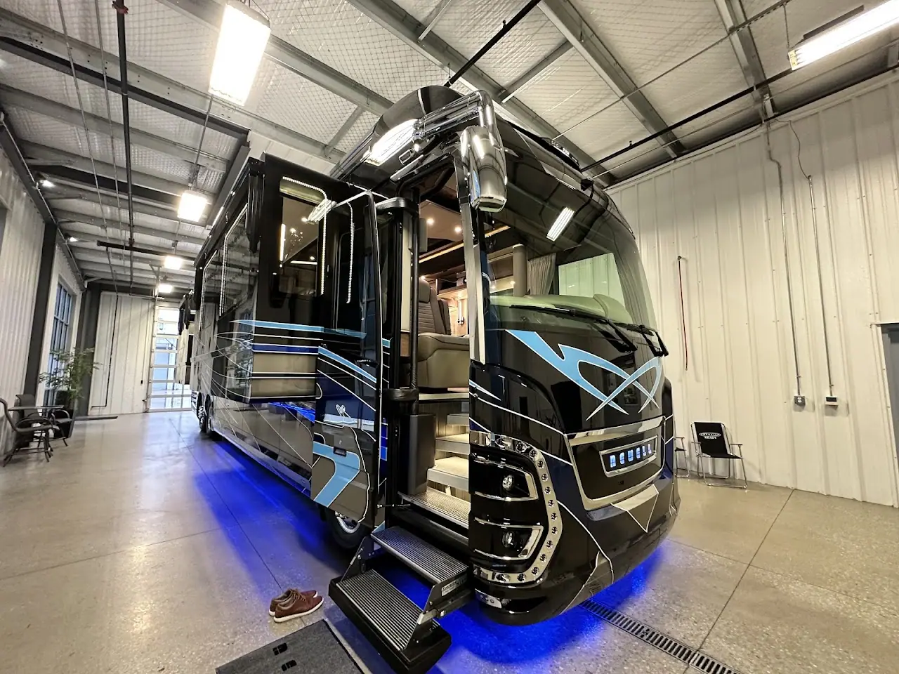 Newell Coach Corporation, RV dealers in Miami