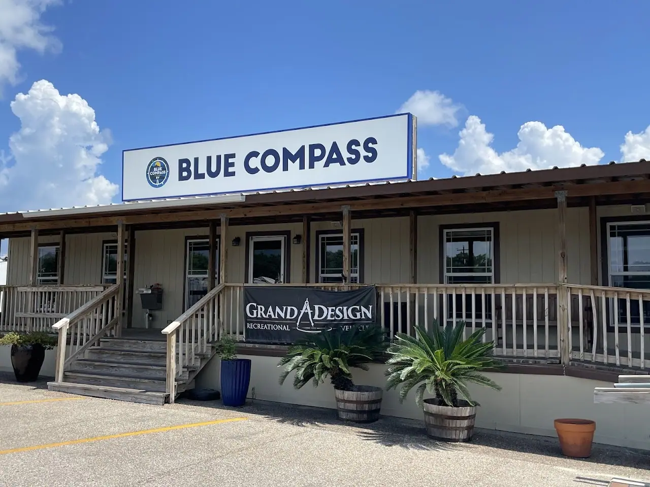 Blue Compass RV Rockport, RV dealers in Rockport