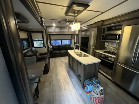 Camping World - Berkley photo 3