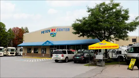 Pete's RV Center - VT photo 3