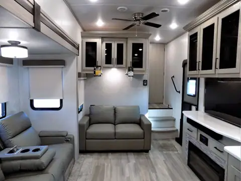 Fun Town RV Indianapolis photo 2
