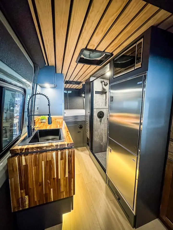Mountaineer Vanworks, RV dealers in Summersville