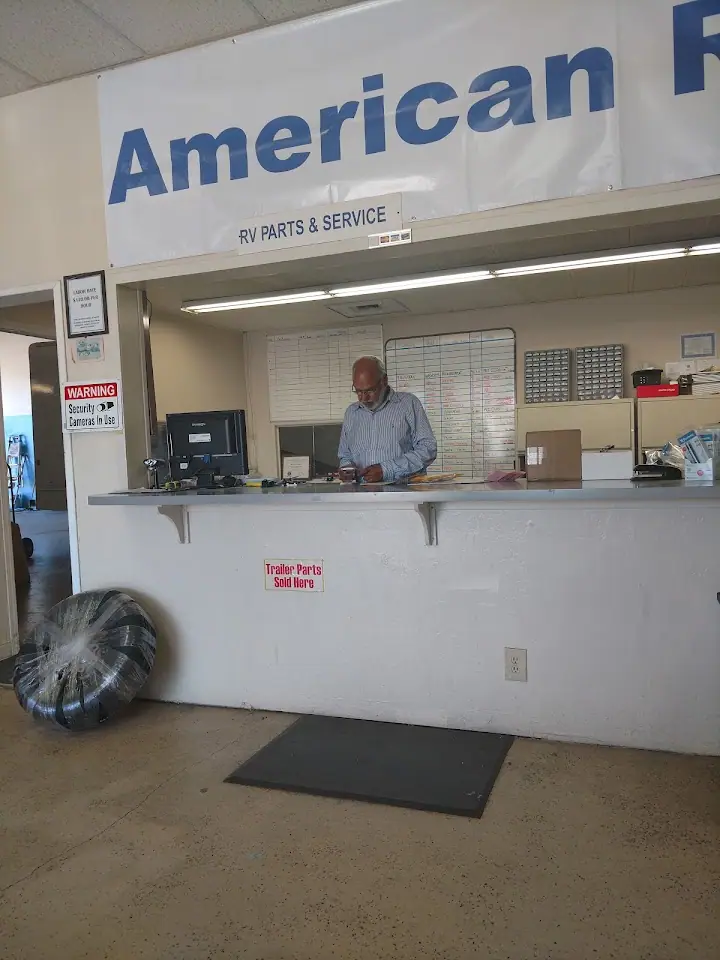 B & L RV, RV dealers in Sacramento