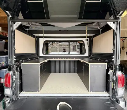 Juniper Overland - Truck Camper Showroom photo 3
