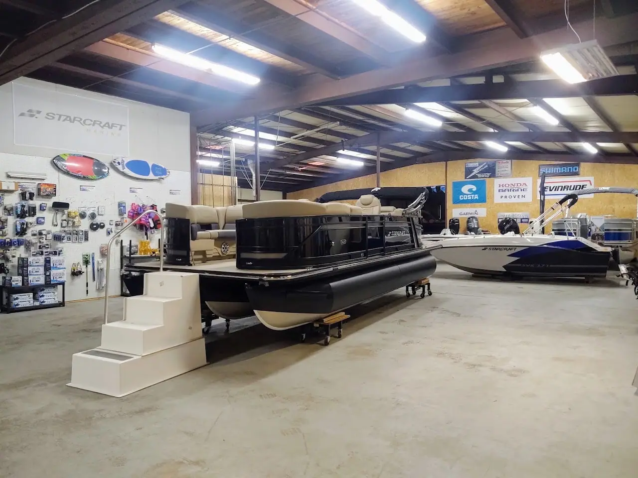 Skyline Marine & Outfitters, RV dealers in Moravian Falls