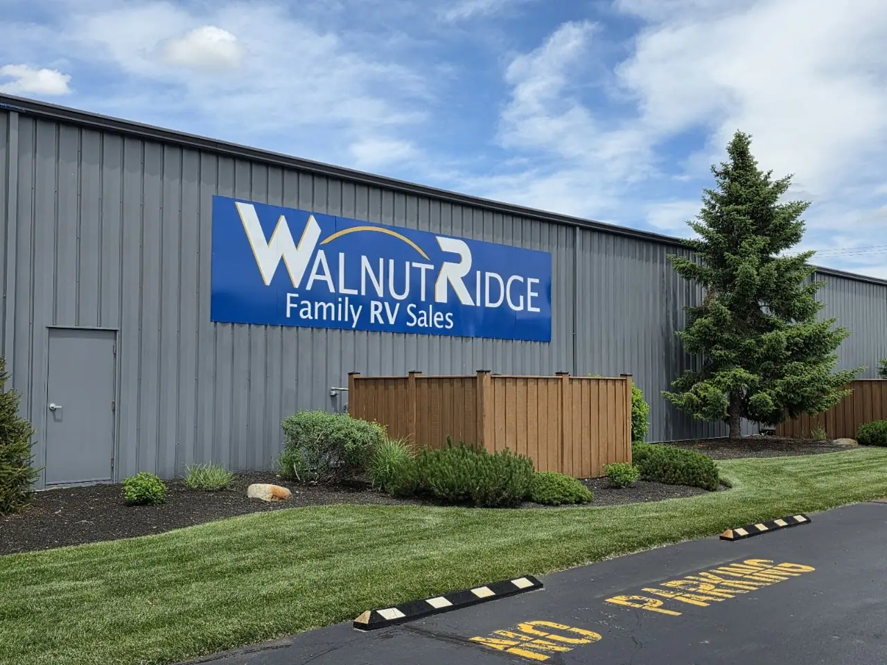 Walnut Ridge Family RV Sales, RV dealers in New Castle