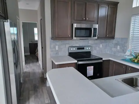 Winter Haven RV in Lake Wales, FL