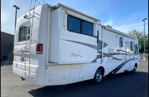 Unique Auto Sales And RV photo 2