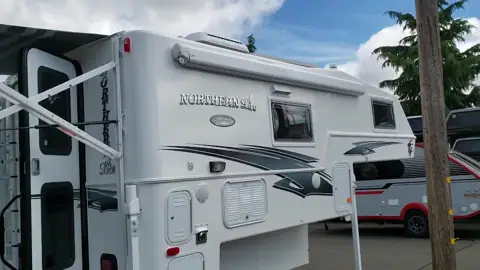 Unique Campers RV photo 2
