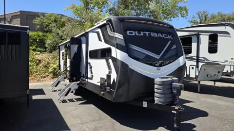 RV Travel World photo 3