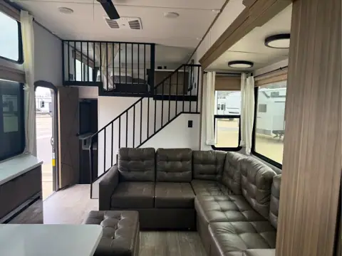 Hanner RV Supercenter photo 3