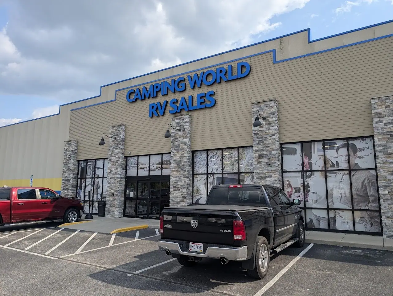 Camping World - Rossford, RV dealers in Rossford