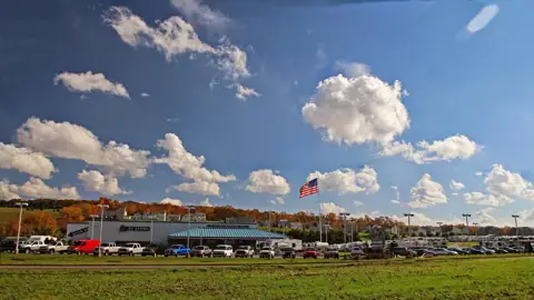 Lee's RV & Marine photo 2