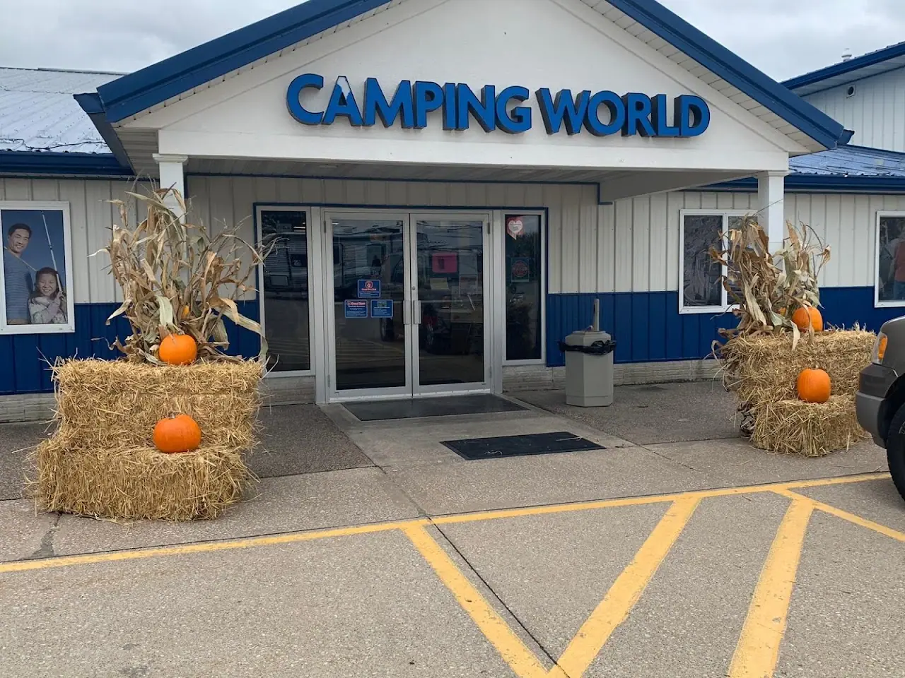 Camping World - Davenport, RV dealers in Davenport