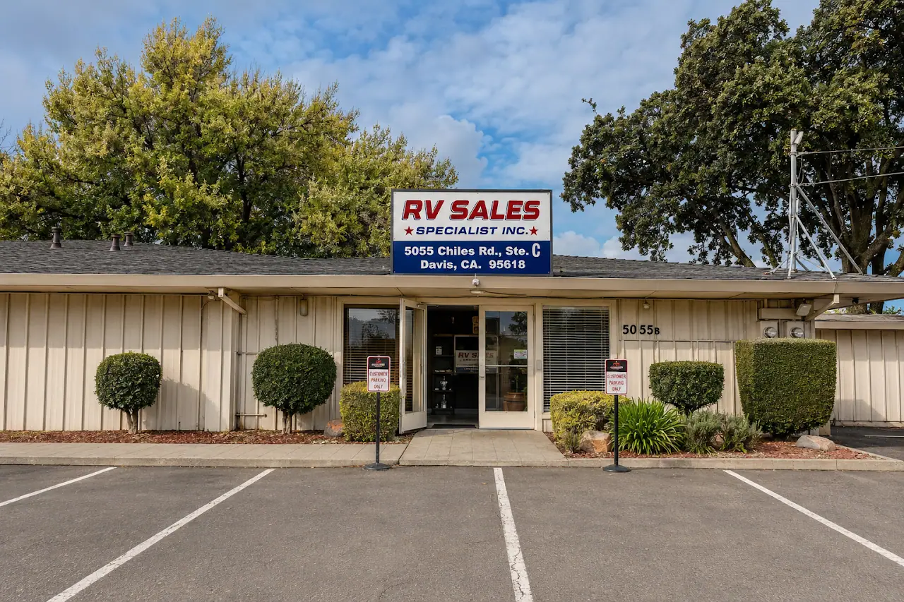 Rv Sales Specialist Inc, RV dealers in Davis
