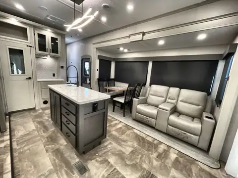 Campers Inn RV of South Louisville photo 2