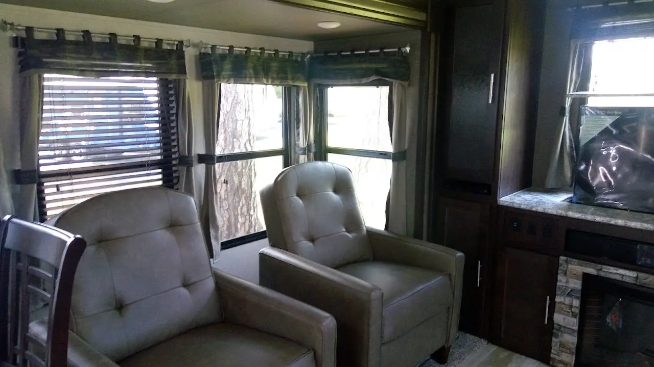 Ron Hoover RV & Marine of Texarkana, RV dealers in Texarkana