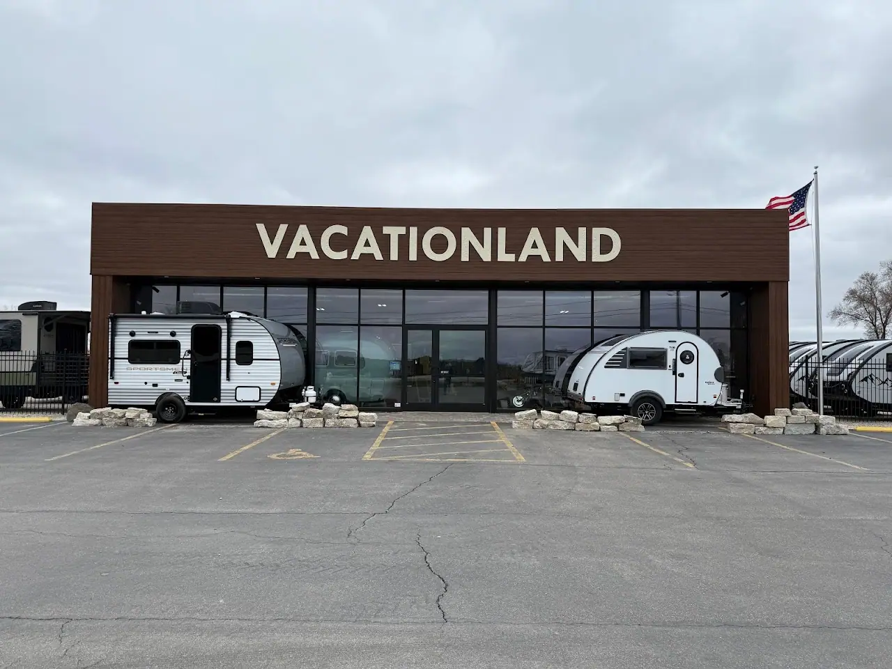 Vacationland, RV dealers in Big Rock