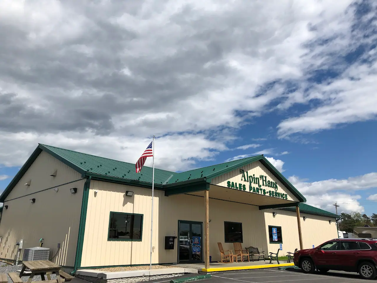 Alpin Haus RV of Saratoga, RV dealers in Gansevoort