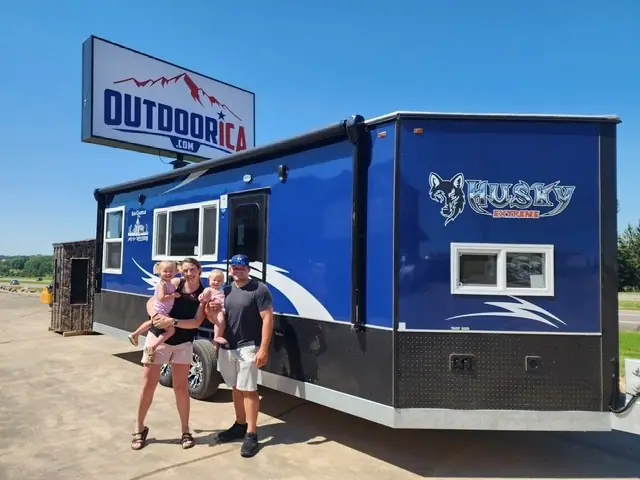 OUTDOORICA, RV dealers in Albany