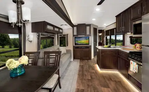 Wold's RV Sales photo 3