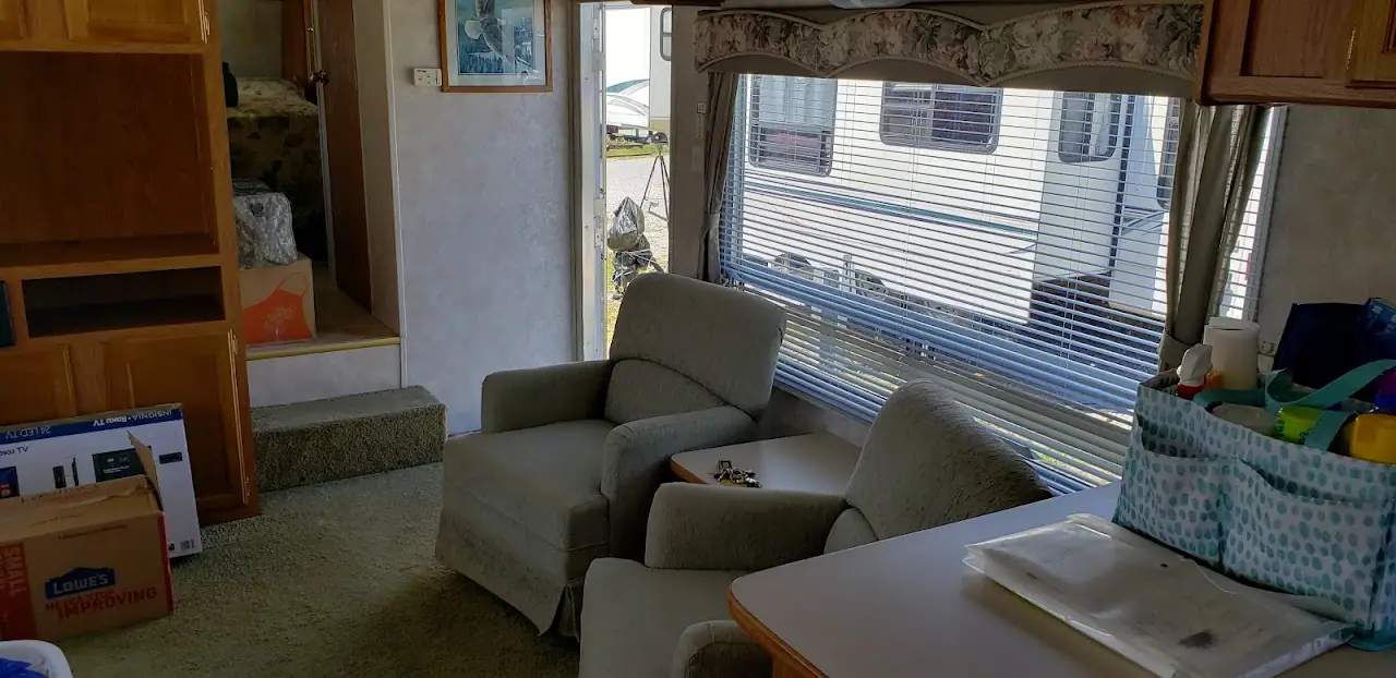 Newby's RV Sales Llc, RV dealers in McMinnville