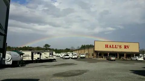 Hall's RV in Albertville, AL