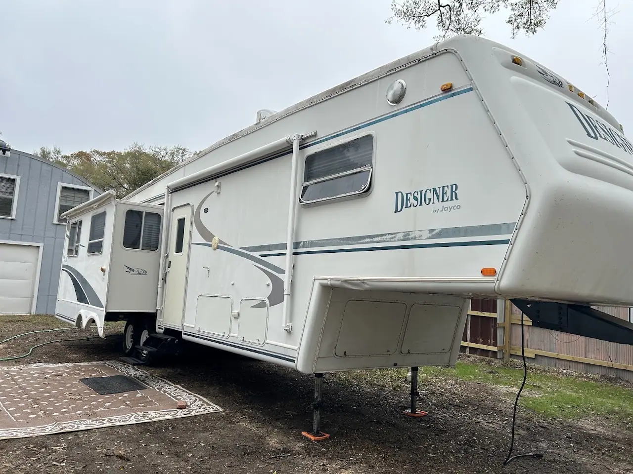 Tommy's RVs and repaired, RV dealers in Theodore