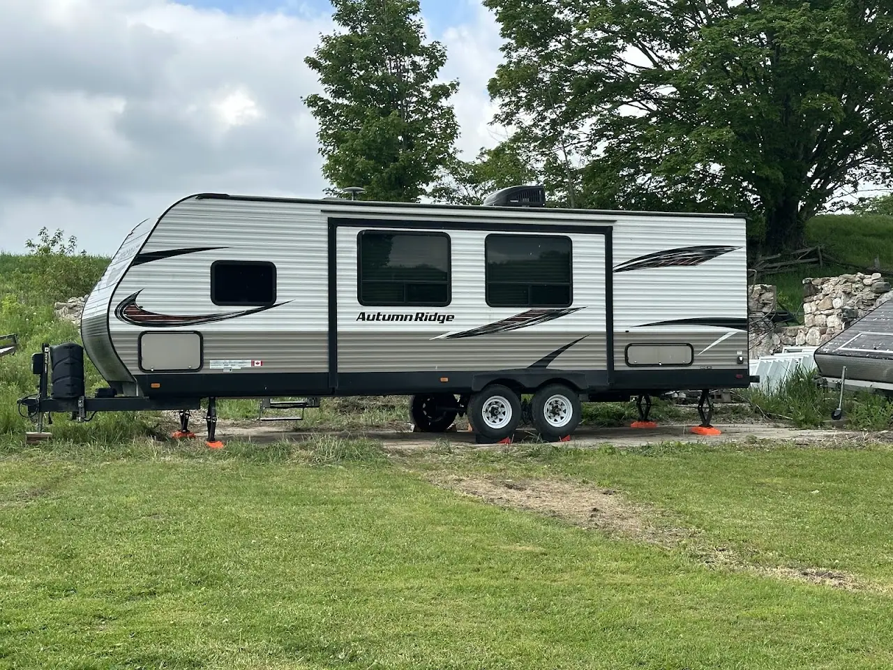 Eastside Motors & Rv's Inc, RV dealers in Gillette