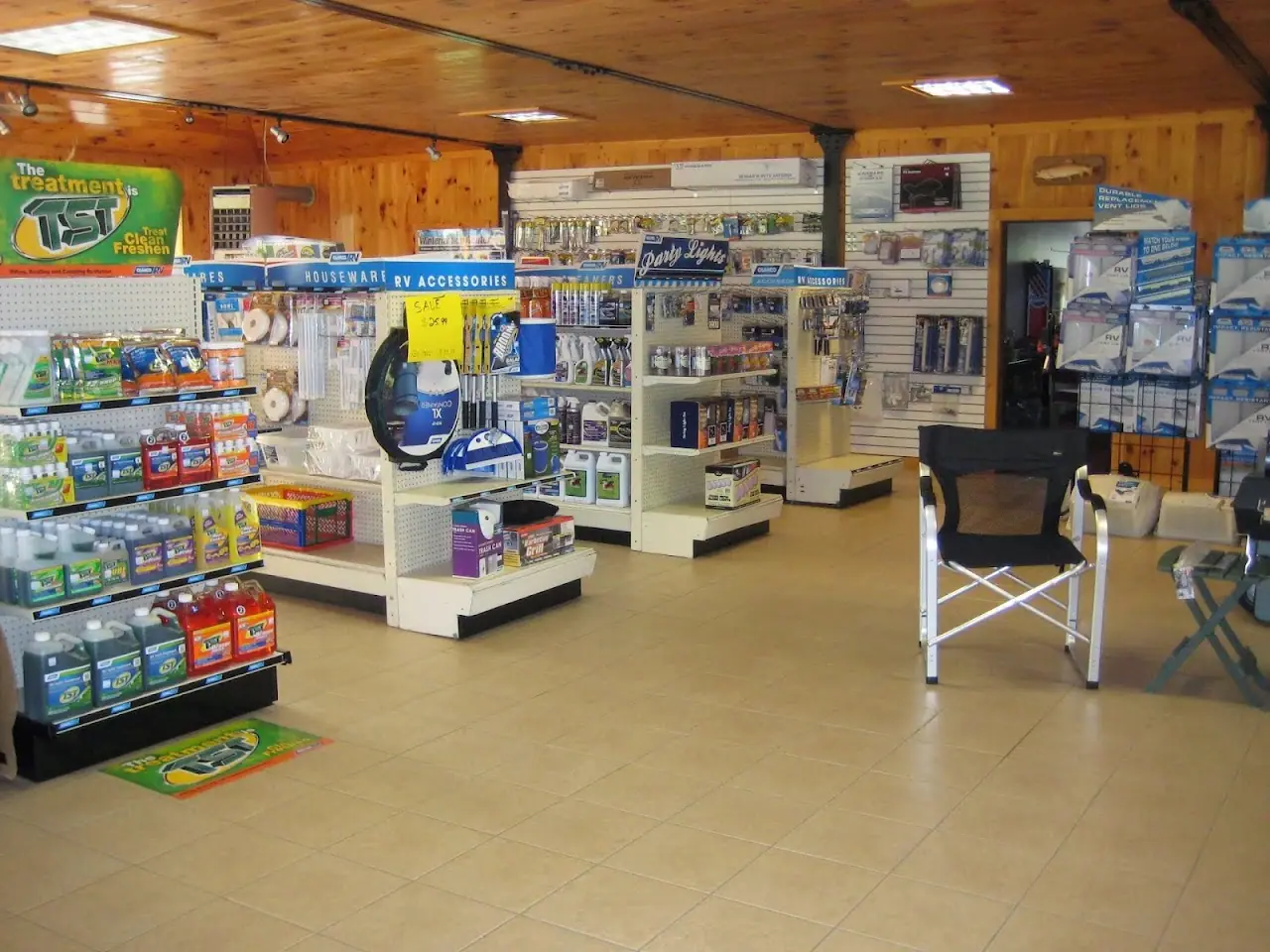 Moore's Auto Sales, RV dealers in Towanda