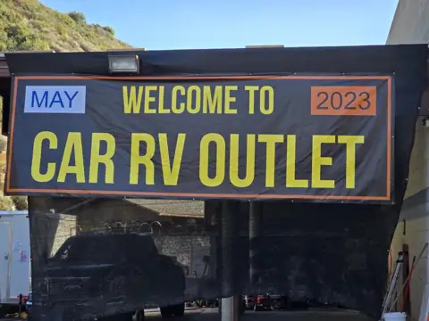 Car RV Outlet in Laguna Beach, CA