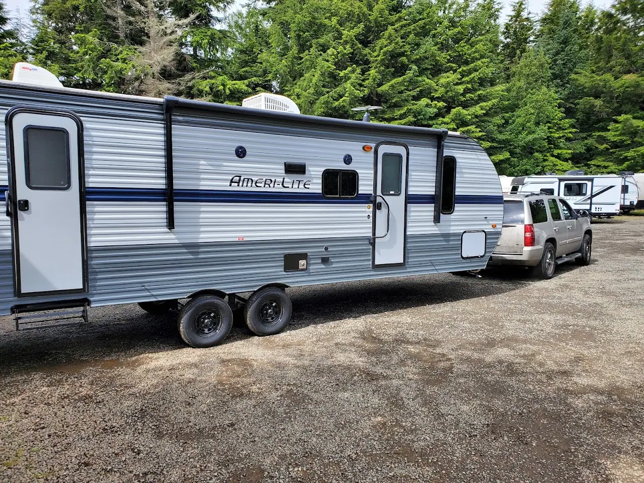 Country Roads Rec RV Parts, RV dealers in Florence