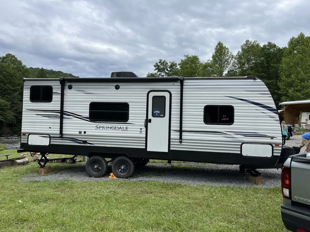 Country Roads Camper Rentals, RV dealers in Summersville
