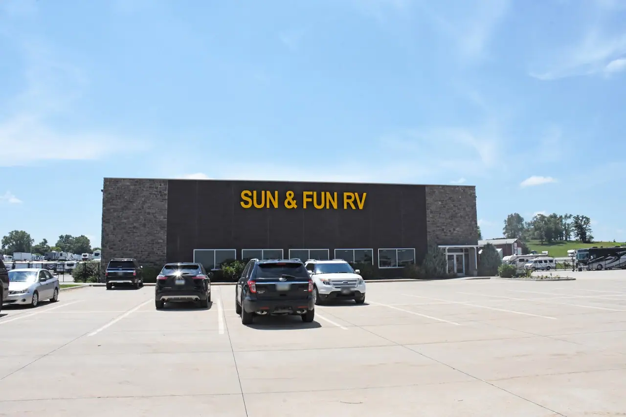 Sun & Fun RV, RV dealers in Tiffin